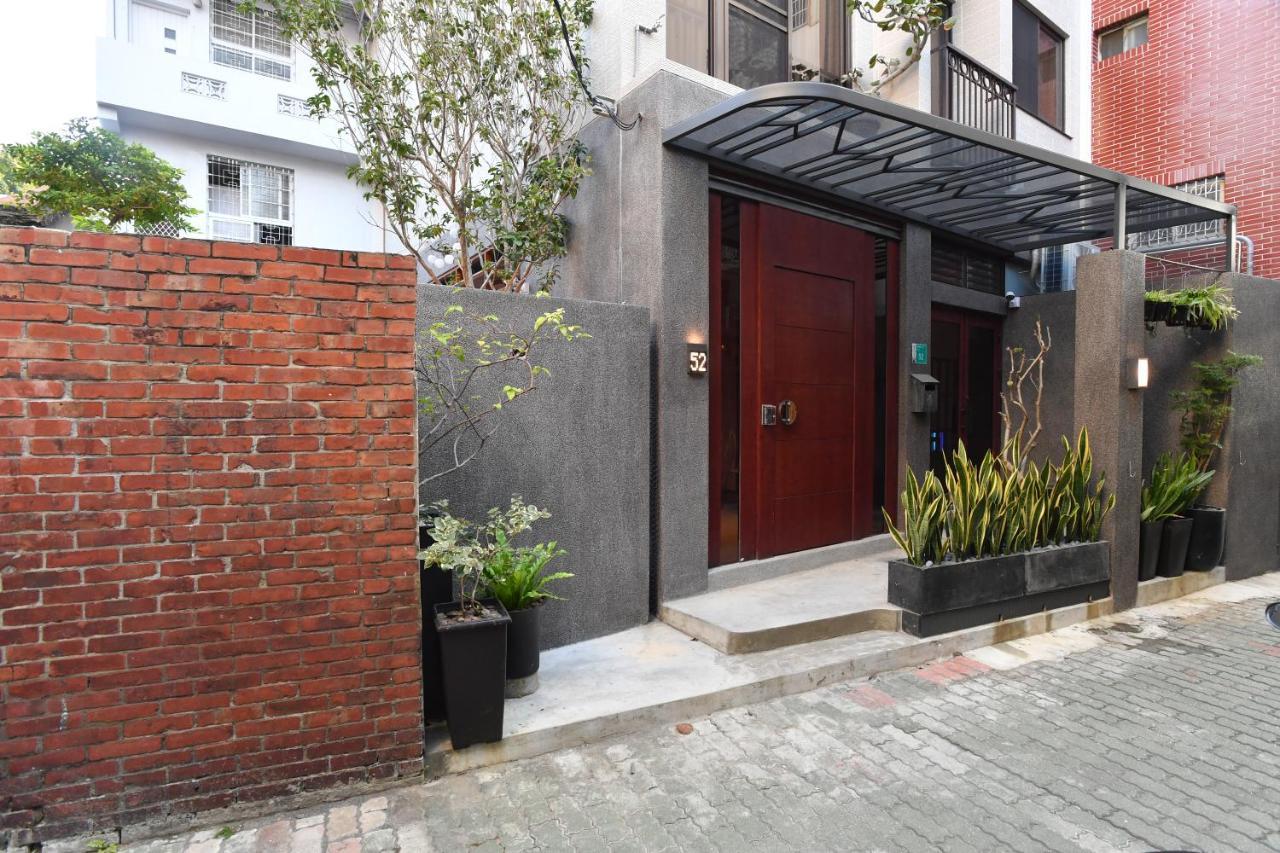 Hotel Fu'S House 52 Tainan Exterior foto